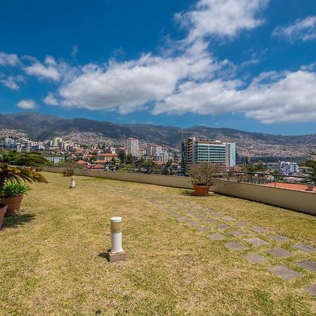 Miramar Apartment With Pool By Hr Madeira Funchal  Esterno foto
